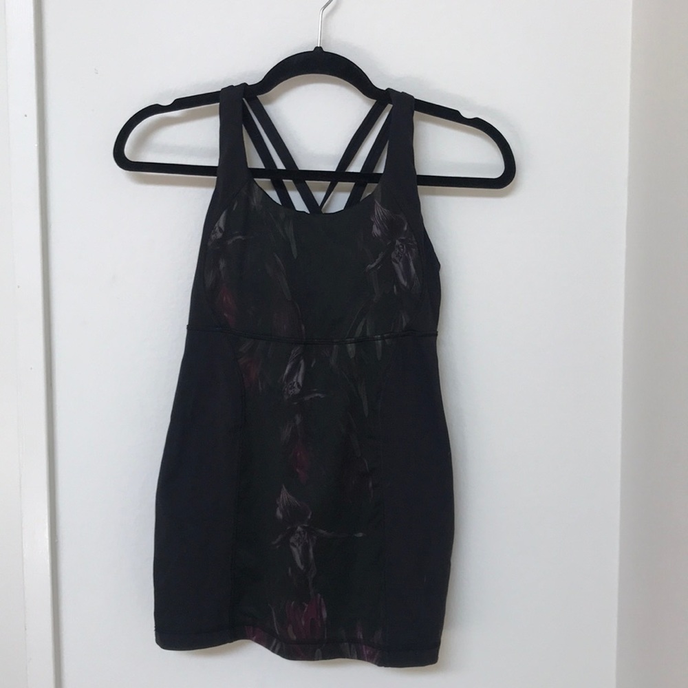 LULU LEMON fitted tank top